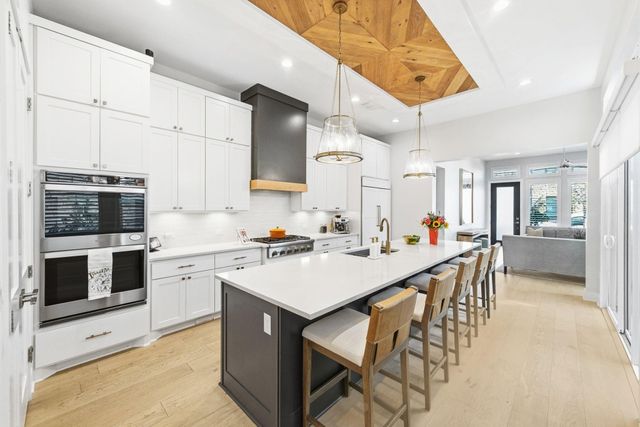 4209 Elevator DR, Austin, TX 78731