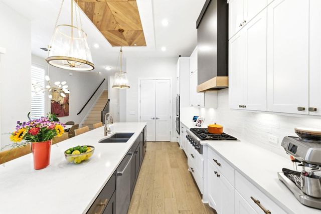 4209 Elevator DR, Austin, TX 78731