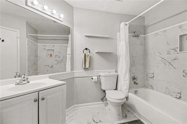 706 Glenleaf Drive, Peachtree Corners, GA 30092