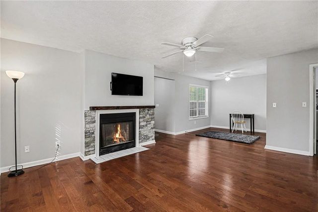 706 Glenleaf Drive, Peachtree Corners, GA 30092