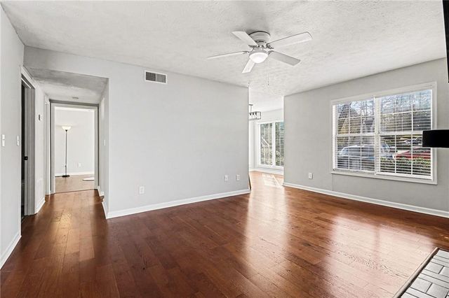 706 Glenleaf Drive, Peachtree Corners, GA 30092