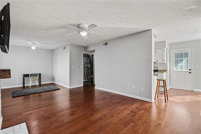 706 Glenleaf Drive, Peachtree Corners, GA 30092