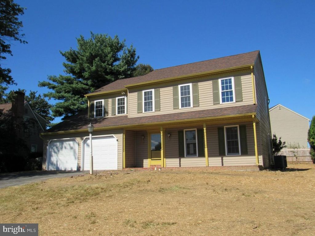 806 LIGHTFOOT DR, Lancaster, PA 17602