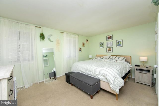 9 MULBERRY CT, Lumberton, NJ 08048