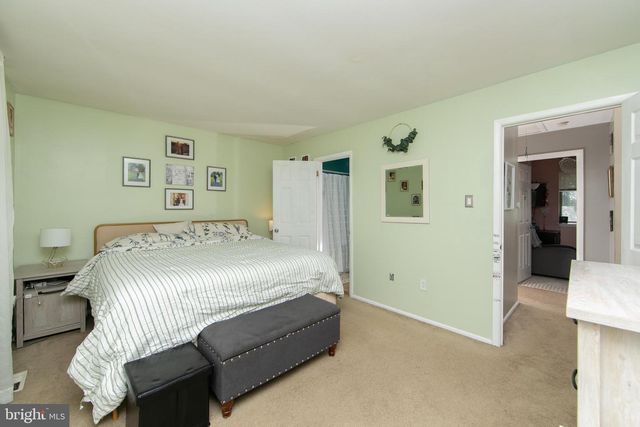 9 MULBERRY CT, Lumberton, NJ 08048