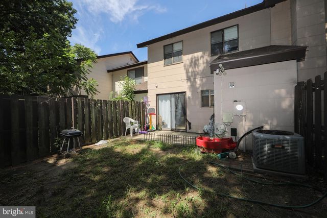 9 MULBERRY CT, Lumberton, NJ 08048