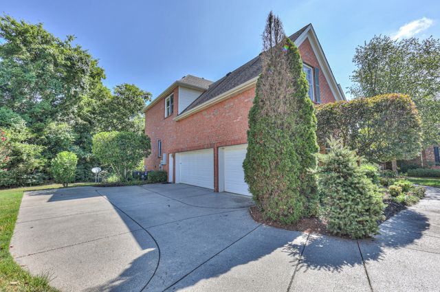 2319 Tinney Pl, Brentwood, TN 37027