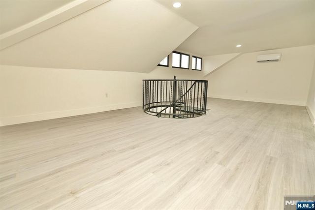 536-540 Central Avenue 403, Newark, NJ 07107