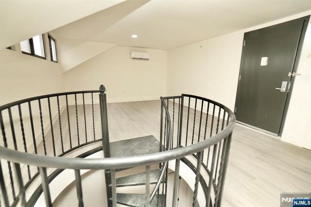 536-540 Central Avenue 403, Newark, NJ 07107