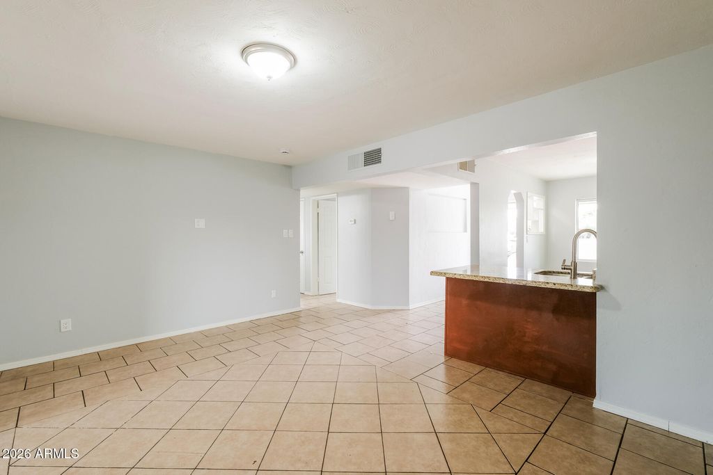 2315 W MARYLAND Avenue, Phoenix, AZ 85015 — photo 3