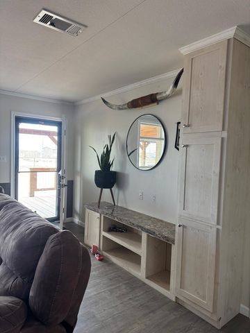 14001 W County Rd 171, Odessa, TX 79766