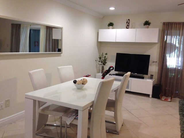 21643 Cypress Road 14c, Boca Raton, FL 33433