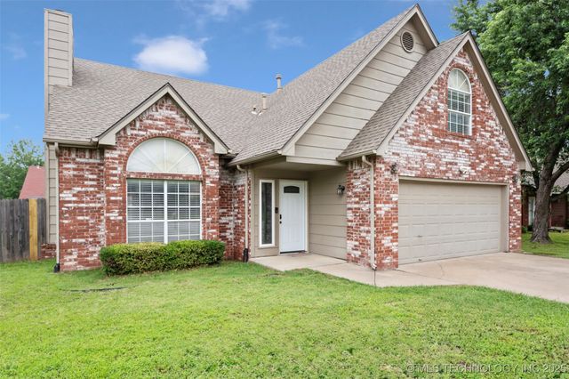 1802 S Fir Place, Broken Arrow, OK 74012