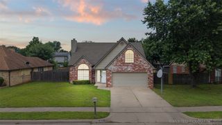 1802 S Fir Place, Broken Arrow, OK 74012