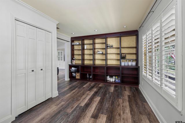 1723 Kensington Dr., Tyler, TX 75703