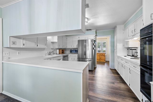 1723 Kensington Dr., Tyler, TX 75703
