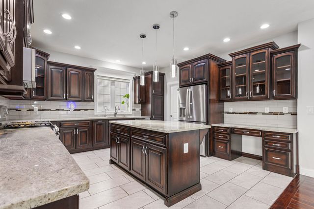 3614 Freedom Boulevard, Champaign, IL 61822