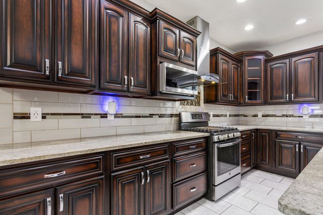 3614 Freedom Boulevard, Champaign, IL 61822