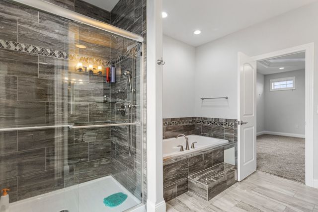 3614 Freedom Boulevard, Champaign, IL 61822