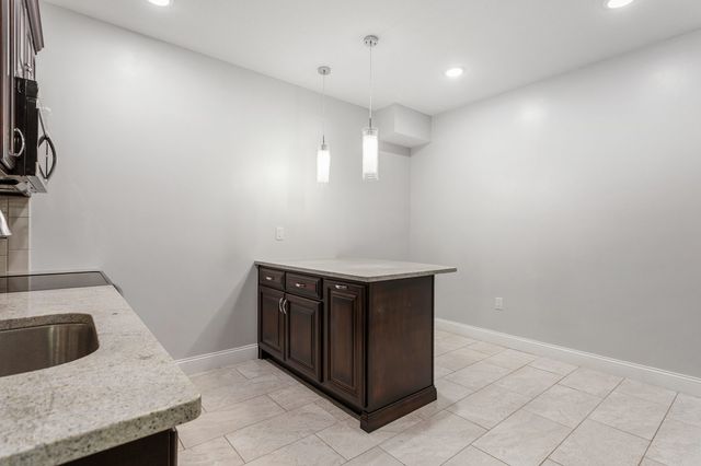 3614 Freedom Boulevard, Champaign, IL 61822