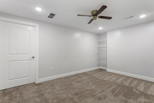 3614 Freedom Boulevard, Champaign, IL 61822