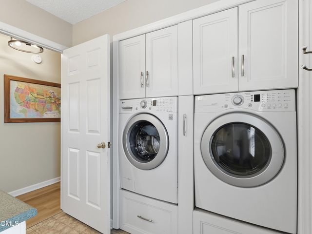 20 Blairwood Drive, Fuquay Varina, NC 27526