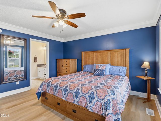 20 Blairwood Drive, Fuquay Varina, NC 27526