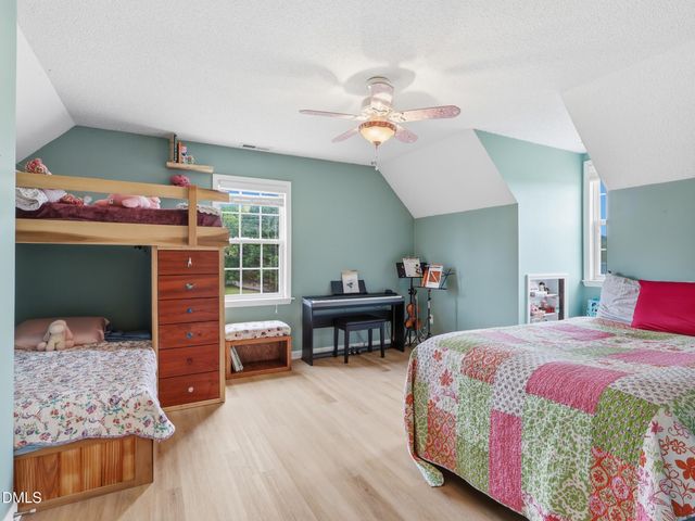 20 Blairwood Drive, Fuquay Varina, NC 27526