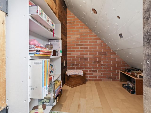 20 Blairwood Drive, Fuquay Varina, NC 27526