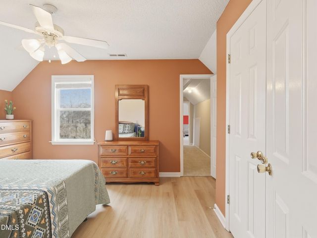 20 Blairwood Drive, Fuquay Varina, NC 27526