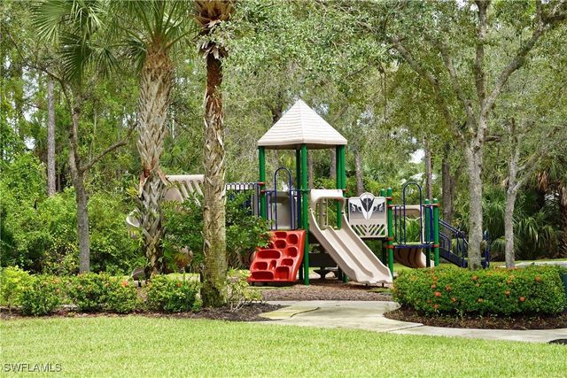 1732 Tarpon Bay DR S 101, Naples, FL 34119