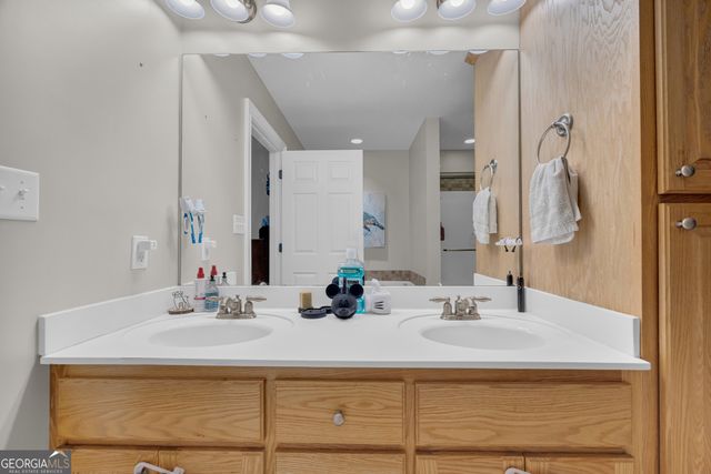 211 Normandy Trail, Lavonia, GA 30553