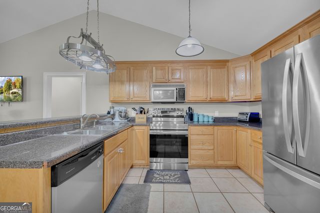211 Normandy Trail, Lavonia, GA 30553