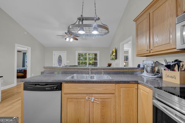 211 Normandy Trail, Lavonia, GA 30553