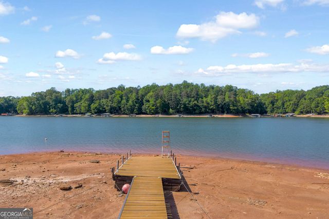 211 Normandy Trail, Lavonia, GA 30553