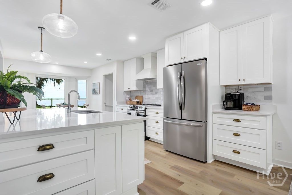 Image 16 of property listing at 12 Williamson Drive, Richmond Hill, GA 31324
