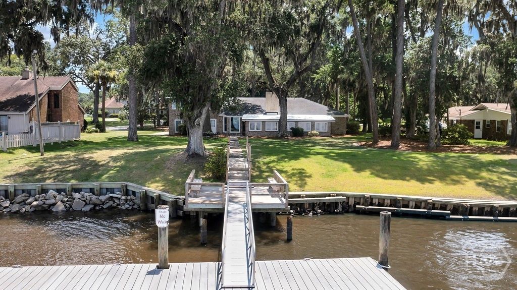 Image 53 of property listing at 12 Williamson Drive, Richmond Hill, GA 31324