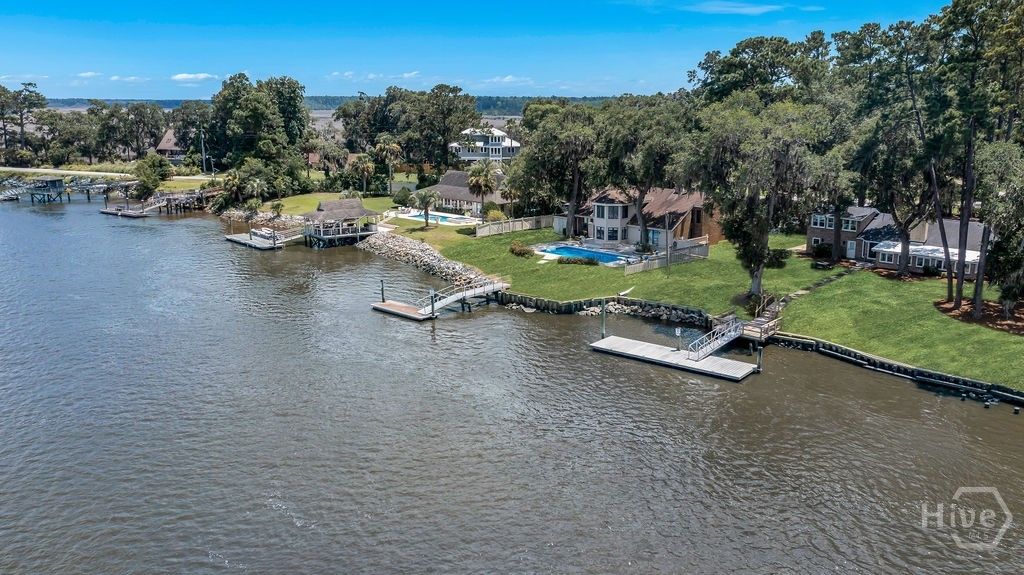 Image 60 of property listing at 12 Williamson Drive, Richmond Hill, GA 31324