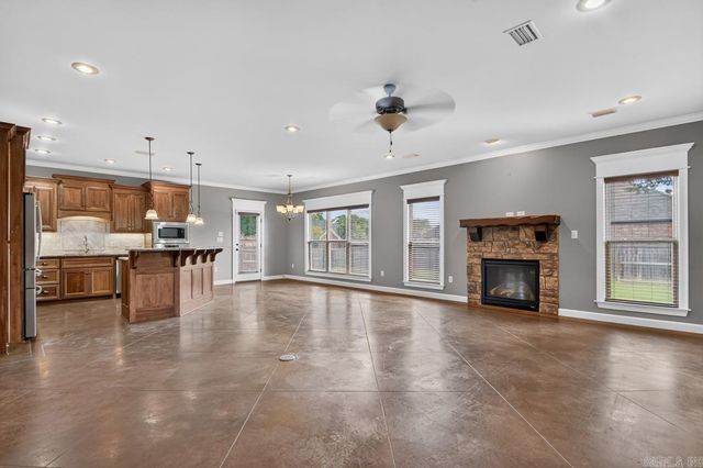 230 Vintage Cove, Conway, AR 72034