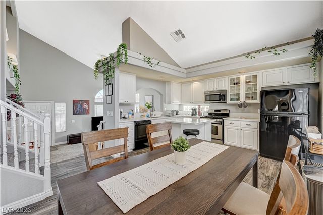 8863 Chapman Point, Las Vegas, NV 89129