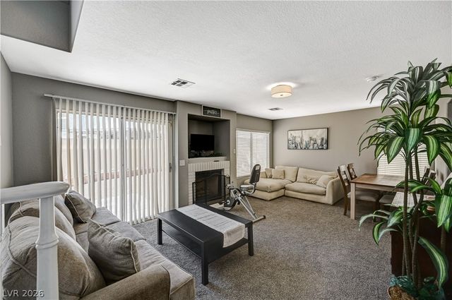 8863 Chapman Point, Las Vegas, NV 89129