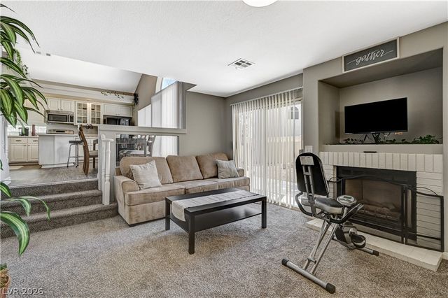 8863 Chapman Point, Las Vegas, NV 89129