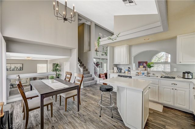 8863 Chapman Point, Las Vegas, NV 89129