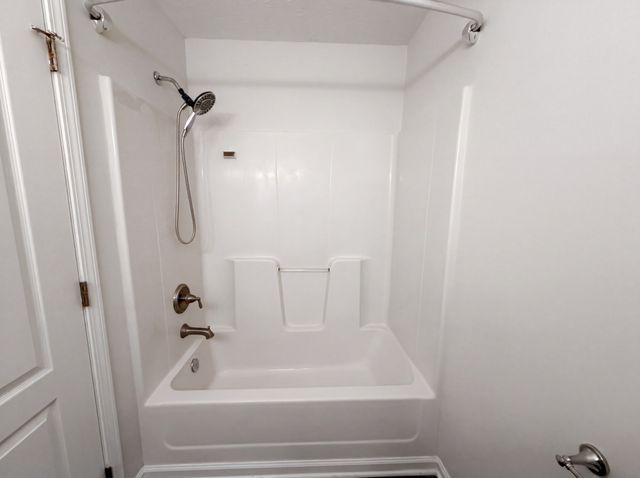 1382 Neptune Rd, Ashland City, TN 37015