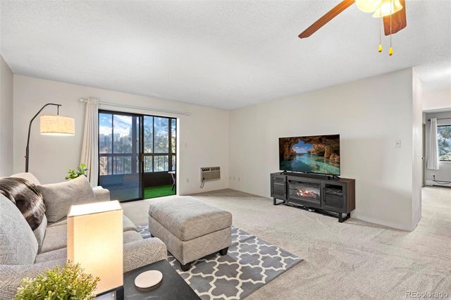 13992 E Marina Drive 407, Aurora, CO 80014