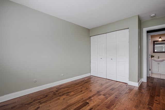 685 E Fullerton Avenue 201, Glendale Heights, IL 60139