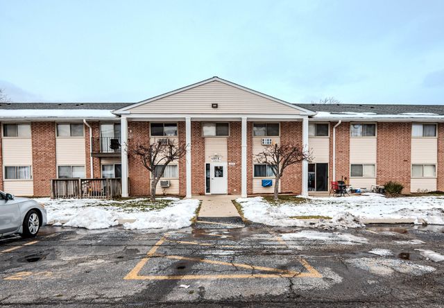 685 E Fullerton Avenue 201, Glendale Heights, IL 60139