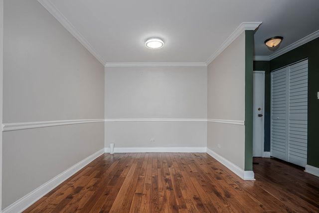 685 E Fullerton Avenue 201, Glendale Heights, IL 60139