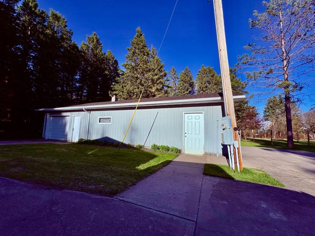 2640 18th Street NW, Baudette, MN 56623