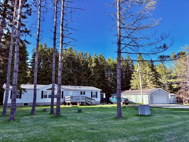 2640 18th Street NW, Baudette, MN 56623